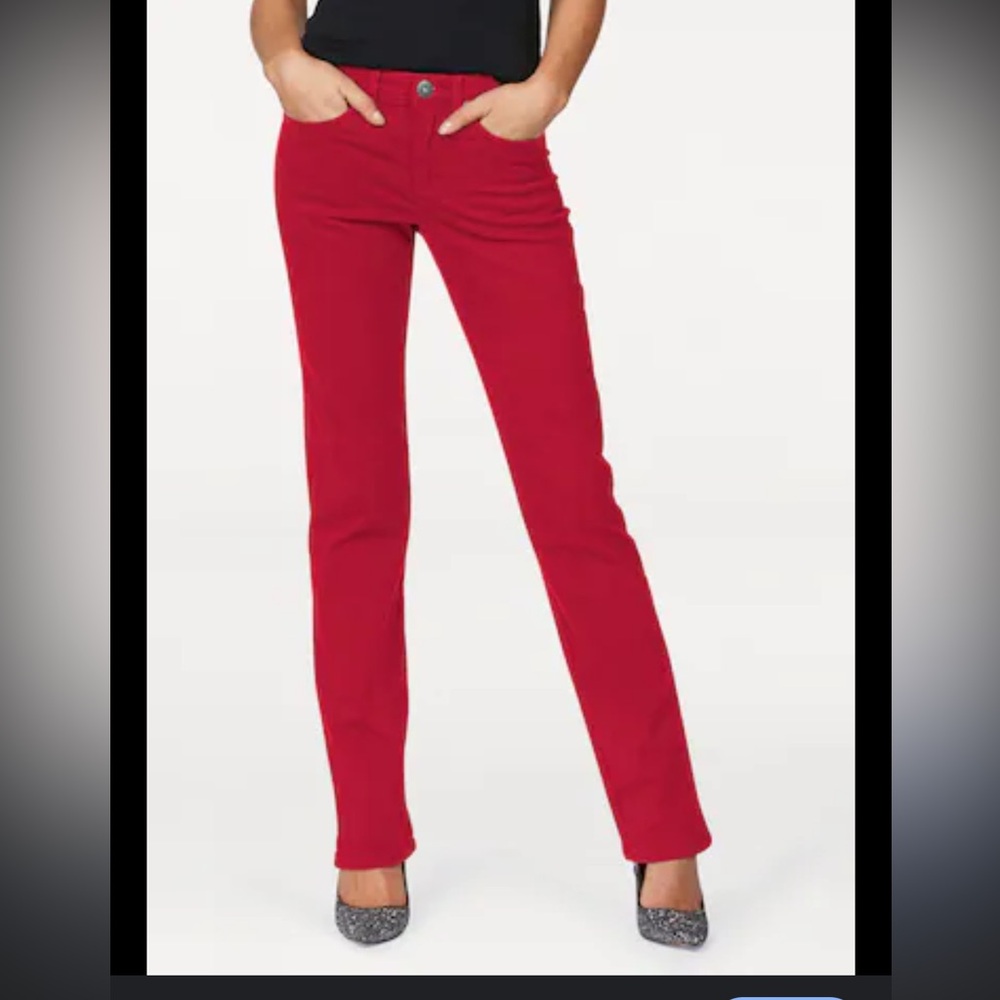 3/$15. Bundle sale! Arizona Jean Company Red Skinny Jeans sz 7